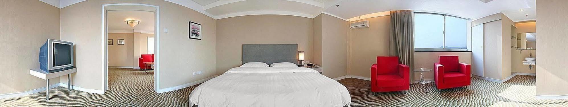 Weihai Sophia Hotel Exterior photo